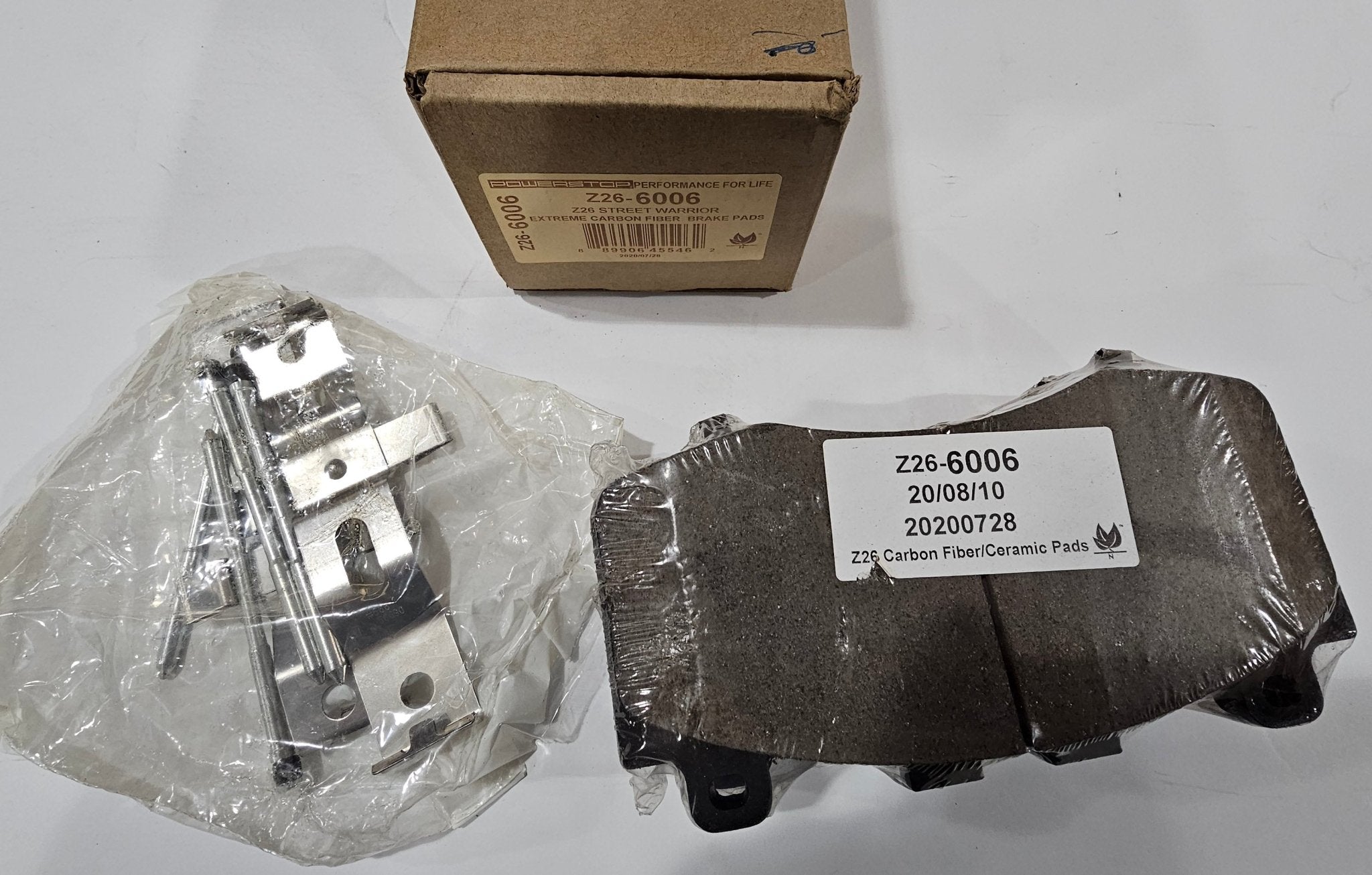 Demon Performance - Power Stop 18 - 19 Jeep Grand Cherokee Front Z26 Extreme Street Brake Pads w/Hardware - Demon Performance