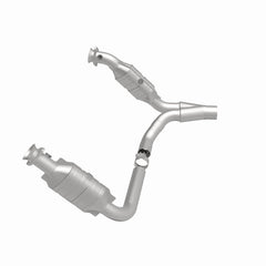 Magnaflow - MagnaFlow Conv DF 09-10 Dodge Ram 1500 Pickup Truck 5.7L - Demon Performance