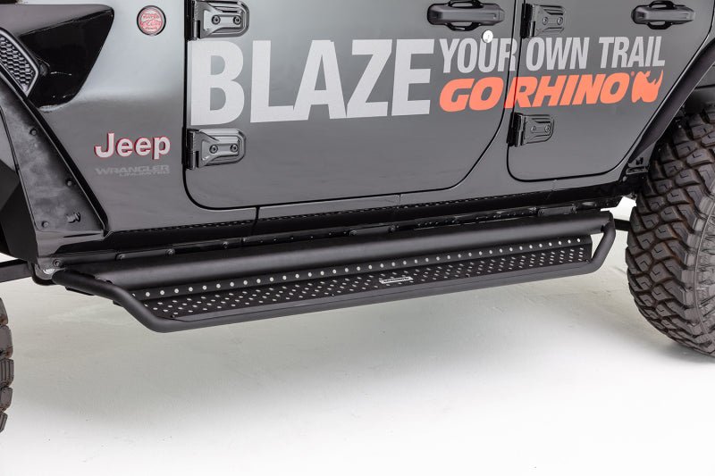 Go Rhino - Go Rhino 19 - 20 Ram 1500 Dominator Extreme D1 SideSteps Complete Kit w/SideStep + Brkts - Demon Performance