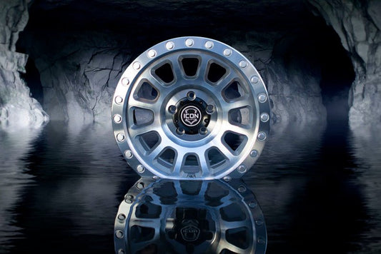 ICON - ICON Hulse 17 X 8.5 6 X 5.5 0mm Offset 4.75in BS Silver Machined - Demon Performance