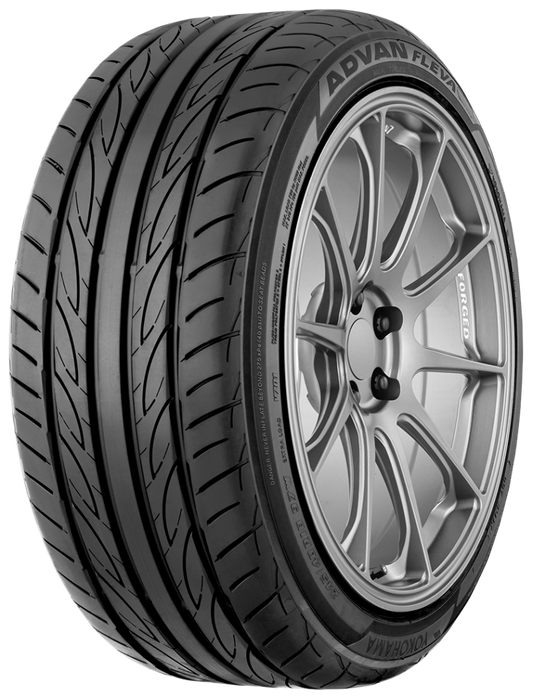 Yokohama Advan Fleva V701 Tire - 235/45R19 95W