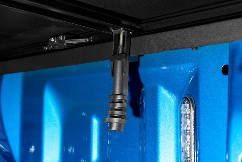 LUND - Lund 02-17 Dodge Ram 1500 (6.5ft. BedExcl. Beds w/Rambox) Genesis Tri-Fold Tonneau Cover - Black - Demon Performance