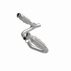 Magnaflow - MagnaFlow Conv DF 2008 Chrysler Aspen 4.7L/Dodge Durango 4.7L 2WD - Demon Performance