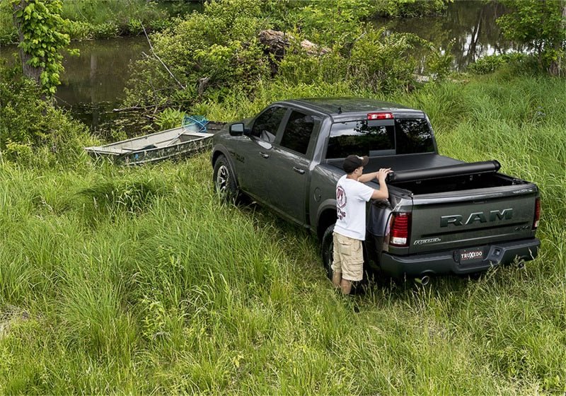 Truxedo - Truxedo 16 - 20 Nissan Titan 5ft 6in Deuce Bed Cover - Demon Performance